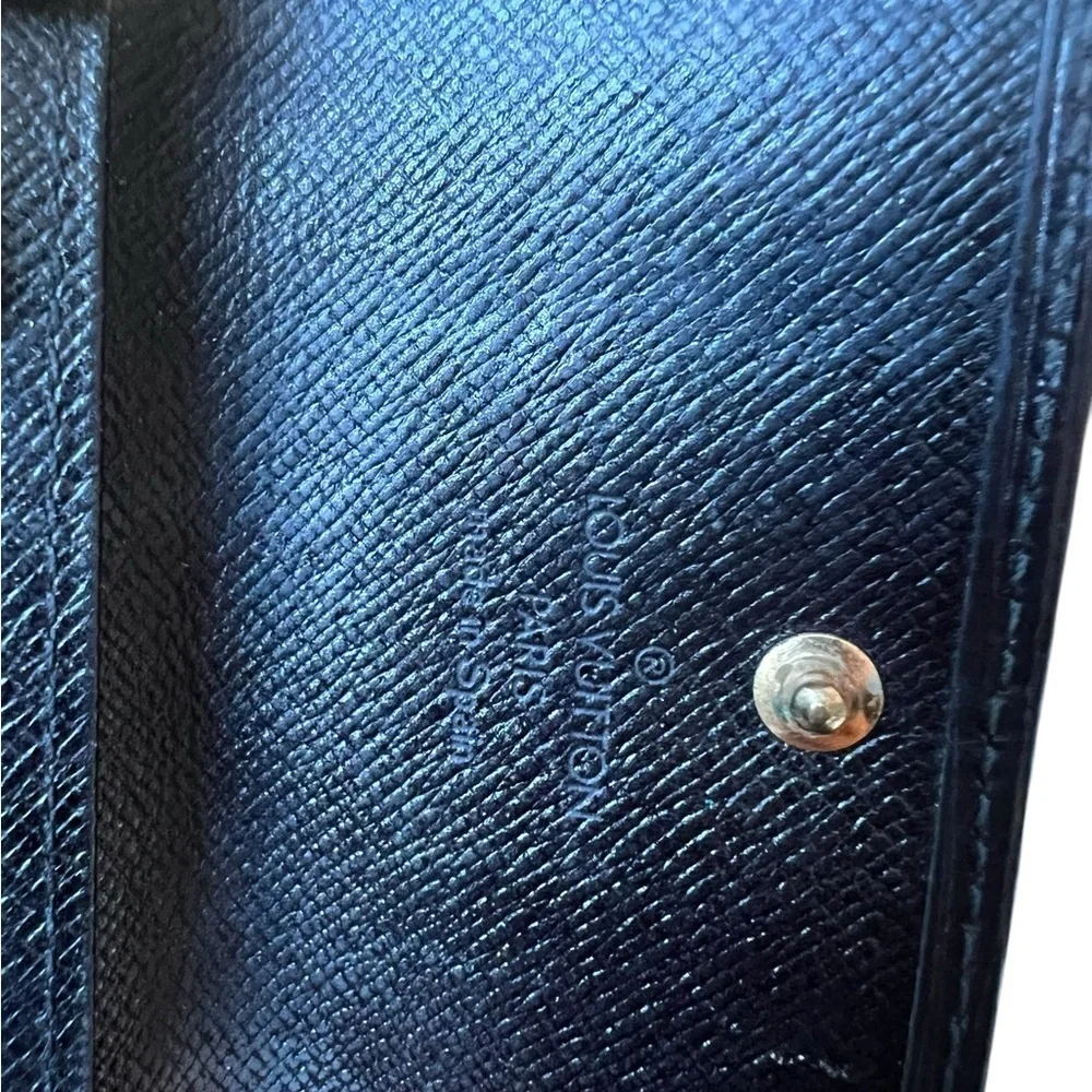 Louis Vuitton 6 Key Holder! Vintage, Pre-Loved!